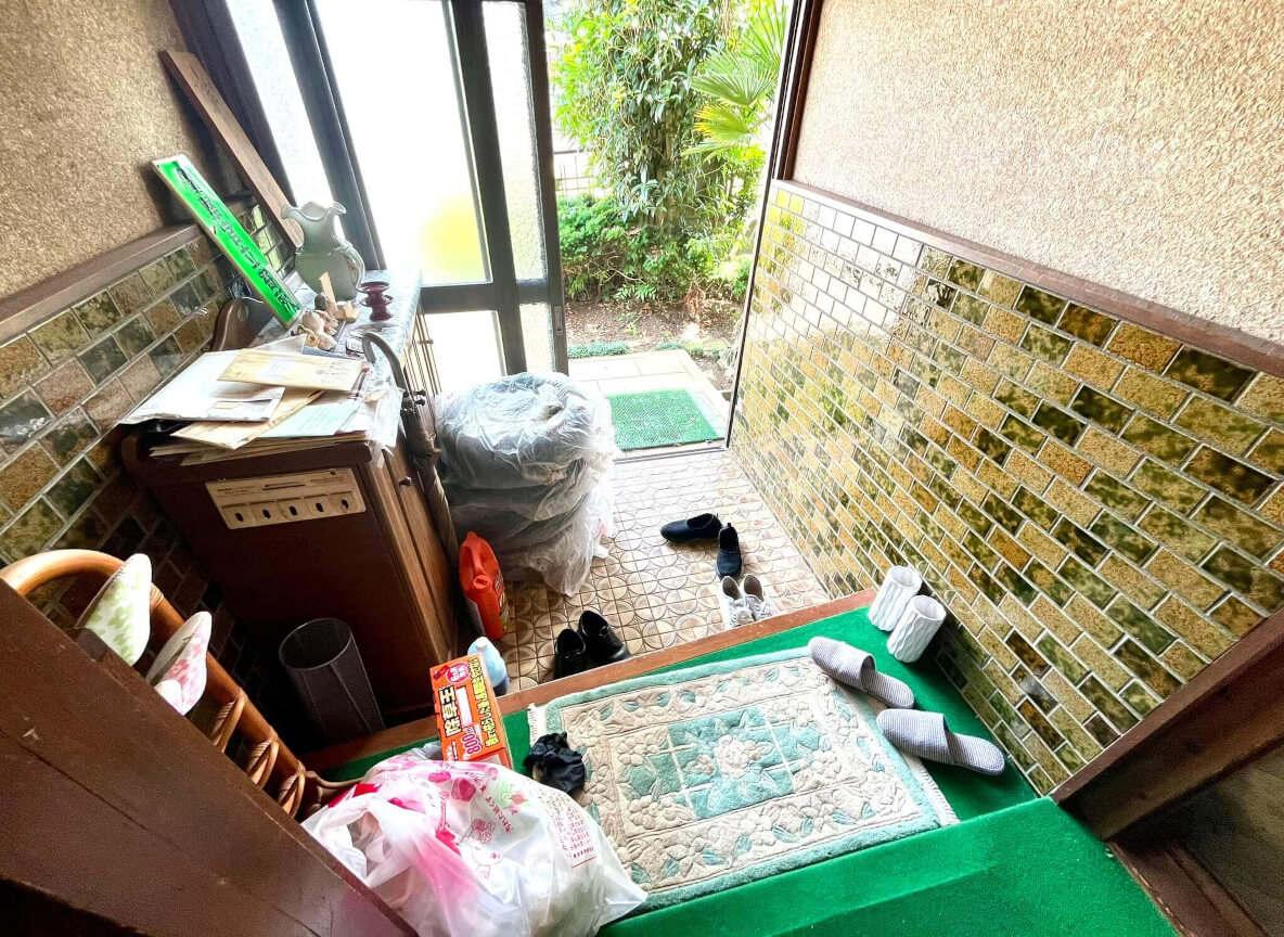 築古空き家(土浦市西並木町)玄関(リフォーム前)